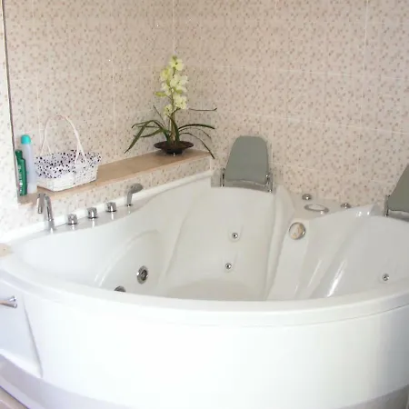 Apartmán Atico En Playa Samil *