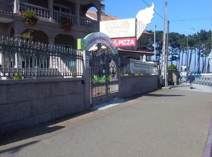 Atico En Playa Samil Lägenhet